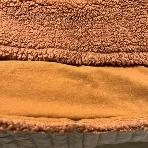 Lululemon Warmth Restore Long Pullover size 8 - Picture 4 of 5